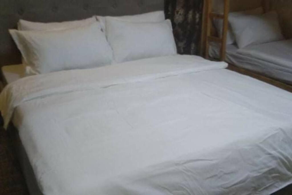 A2J Luxury 1Br Balcony Suite Near Venice Mall Bgc Manila Kültér fotó