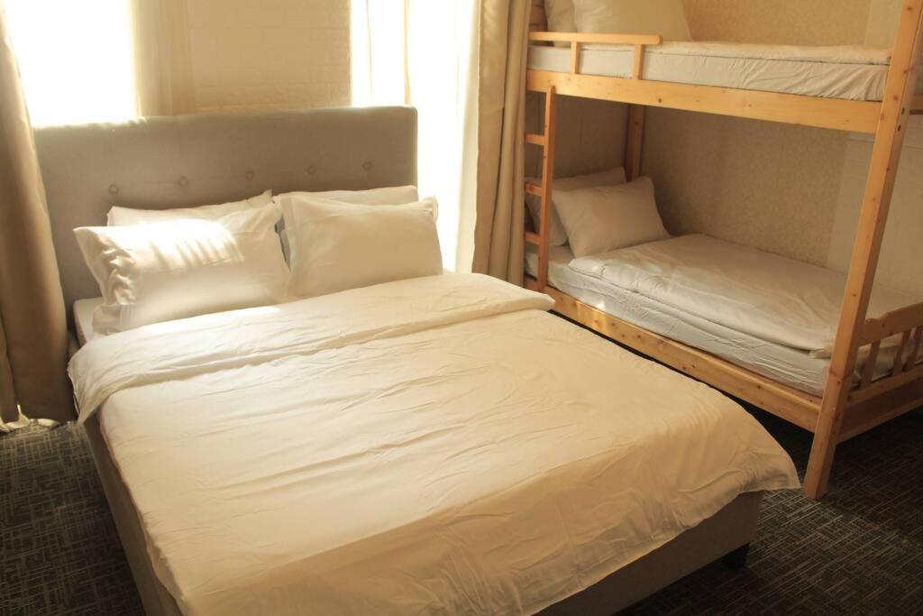 A2J Luxury 1Br Balcony Suite Near Venice Mall Bgc Manila Kültér fotó