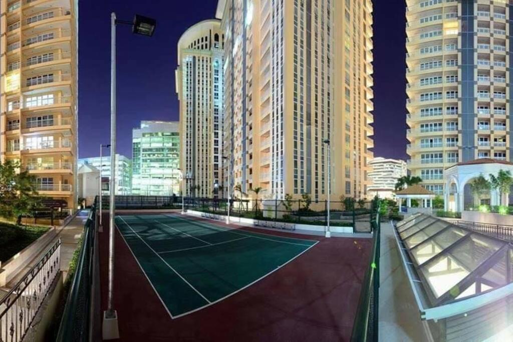 A2J Luxury 1Br Balcony Suite Near Venice Mall Bgc Manila Kültér fotó
